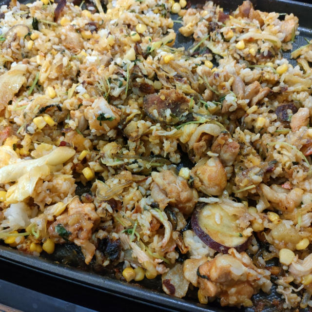 初めてカヌレ作りに挑戦して撃沈( ；∀；)夕ご飯はホットプレートでビビンバオムライスでした