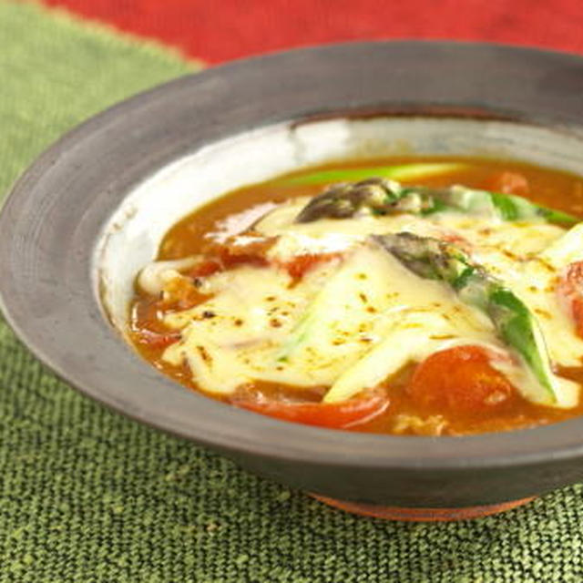 トマトとアスパラガスの焼きカレーうどん　＆　「おまかせ！みんなのおうちごはん」予約開始！