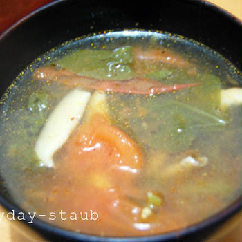 staubレシピ〜トマトの酸辛スープ〜