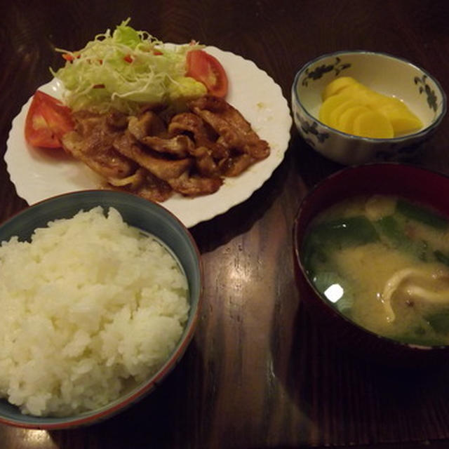 今夜は、豚の生姜焼き定食でっす＾＾v