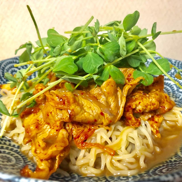 豚キムチゴマだれ冷麺　川喜本店の国産小麦の冷やし中華