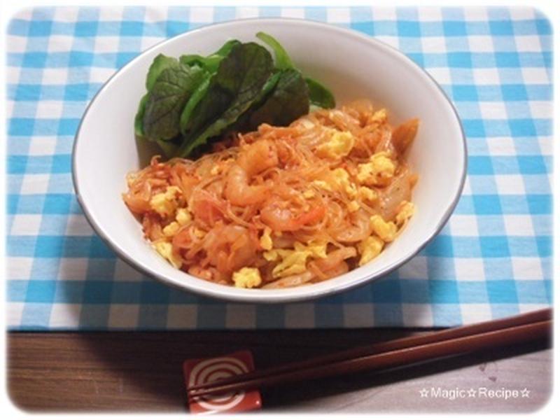 トマトキムチのエスニック風春雨炒め