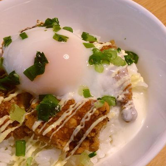 半熟卵のとろ～りトロトロ鶏から丼