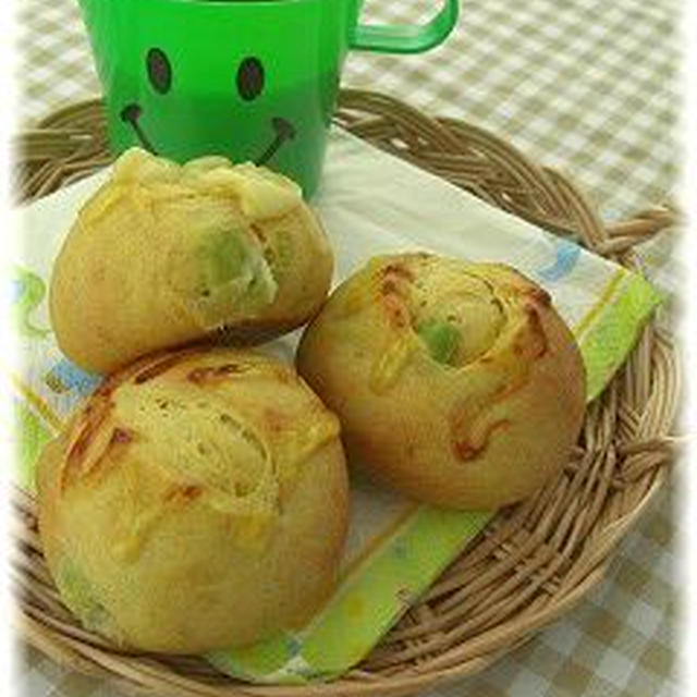 枝豆チーズパン。