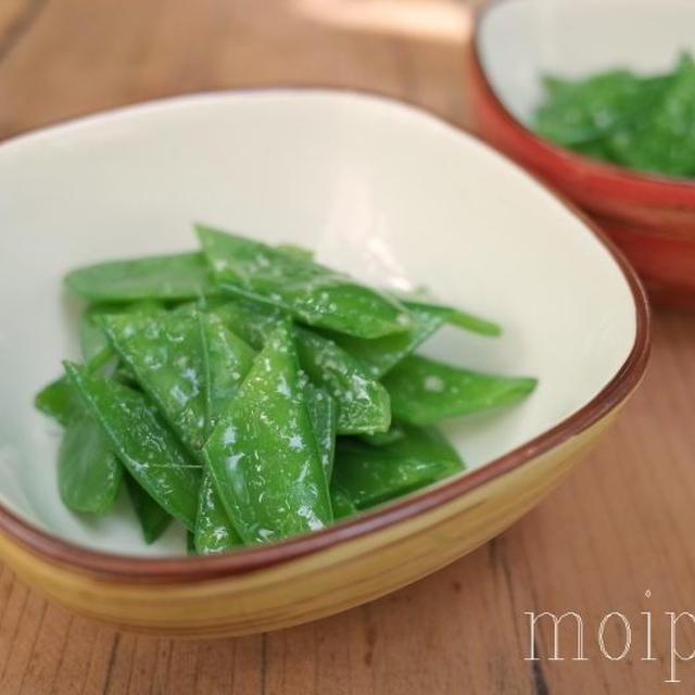レンジで40秒シンプル美味。絹さやのオリーブオイル塩ナムル