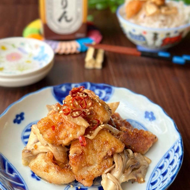 これは酒が進みます☆カリカリ鶏皮と舞茸のほんのり甘い醤油麹和え