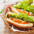 【休日朝ごはん】キャロットラペと鶏むねのサンドイッチ