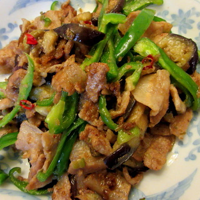 家にある食材で作るな～んちゃって中華☆豚肉とナスとピーマンのピリ辛味噌♪