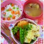 サーモン入り豆ご飯　チキンと青オリーブとファルフッレの粒マスタードマヨ和え　お弁当に美味しいぜぇ～(笑)
