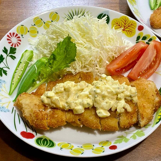 酸味を欲して、タルタルソースはらっきょう入りです！