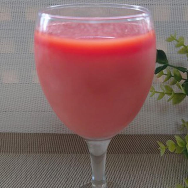 甘酒のトマトジュース割り☆夏の健康に