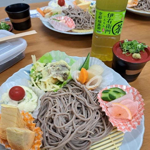 蕎麦打ち初体験&次女の爪死んじゃった?大丈夫?