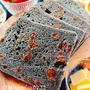 麻炭パウダーで【炭パン】レーズンパン(動画レシピ)/Charcoal bread with Raisin.