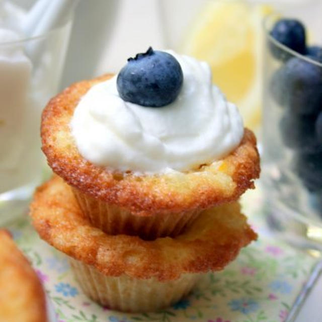 Totally Lemon Mini Cakes丸ごとレモンミニケーキ