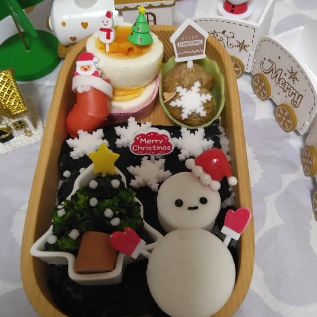 　海苔弁ではんぺん雪だるま弁当〖デコ弁〗　　　#平日お昼ご飯はお弁当or外食