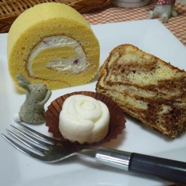 るーママのなんちゃってお菓子教室、今回はロールケーキレッスン！