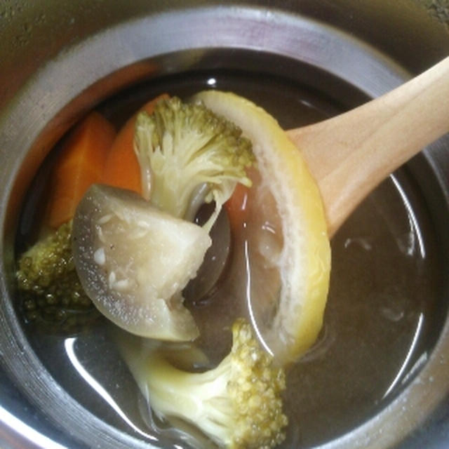 さっぱりレモン風味の野菜スープ＆とんかつロール