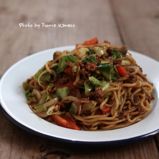 スパイシー　トマトカレー焼きそば