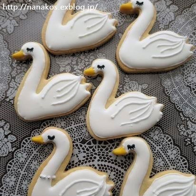 白鳥･･･スワンのアイシングクッキー