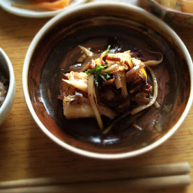 カリカリ豆腐の野菜あんかけと味噌煮込みおでん御膳