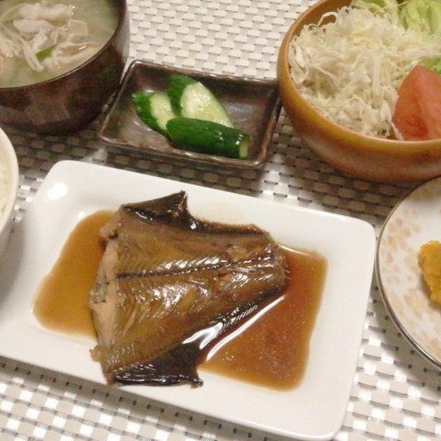♪カレイの煮つけ・かぼちゃ・サラダ♪