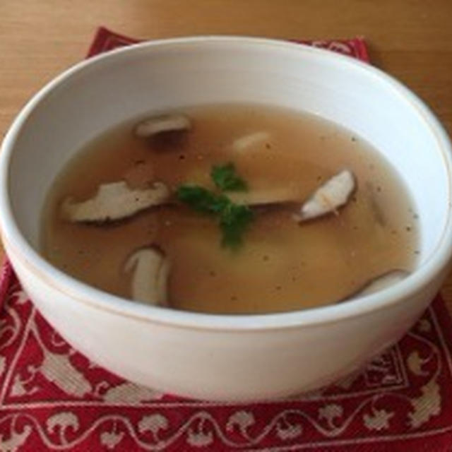 鶏肉入りサンラータン風スープ