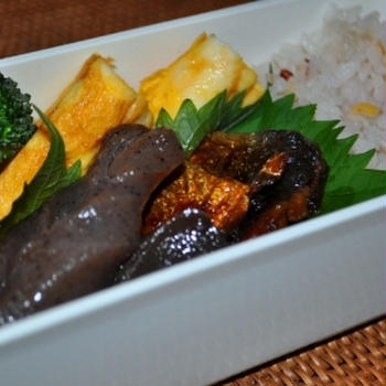 20111014　秋刀魚のかば焼き弁当【20分】