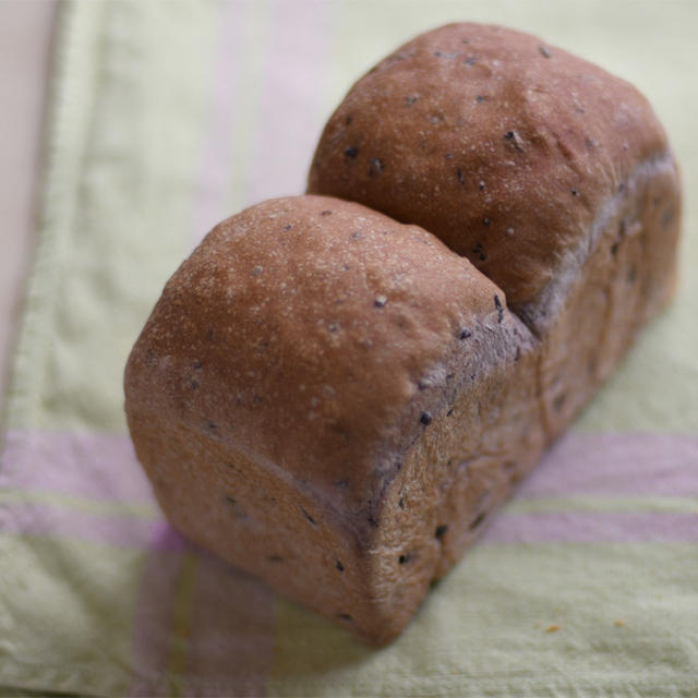 黒米食パン