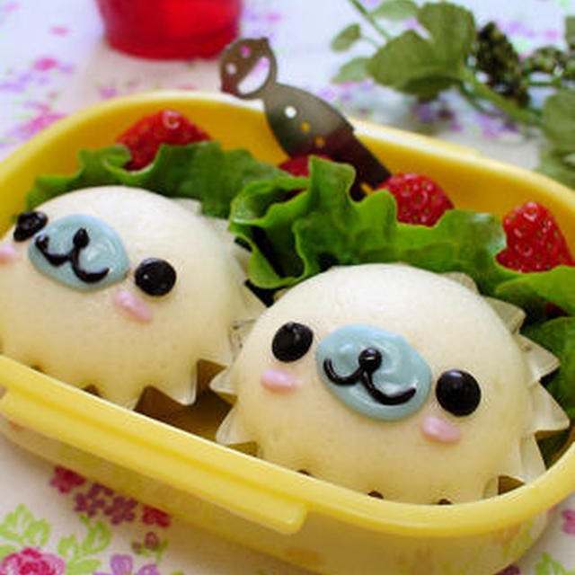 まめゴマちゃんの蒸しパン弁当