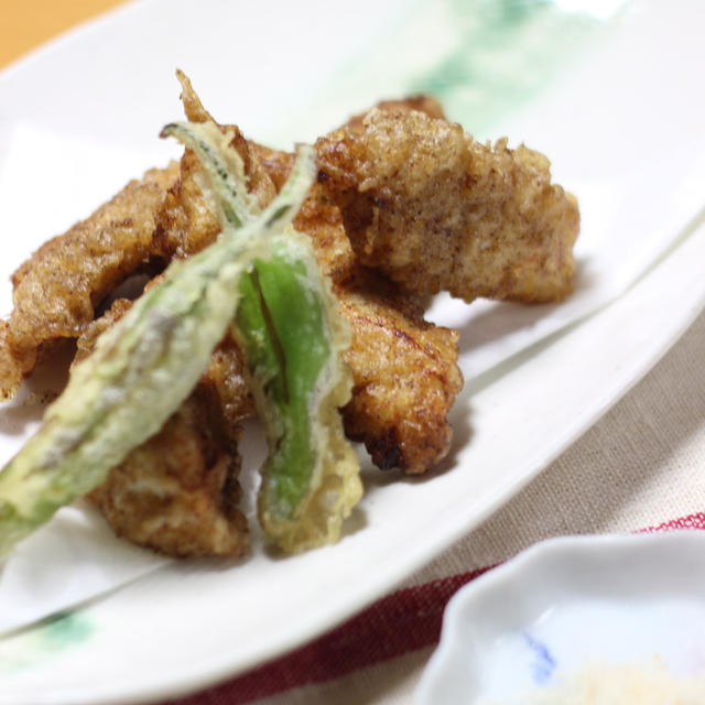 エゴマパウダーと塩麹で鶏肉の天ぷら
