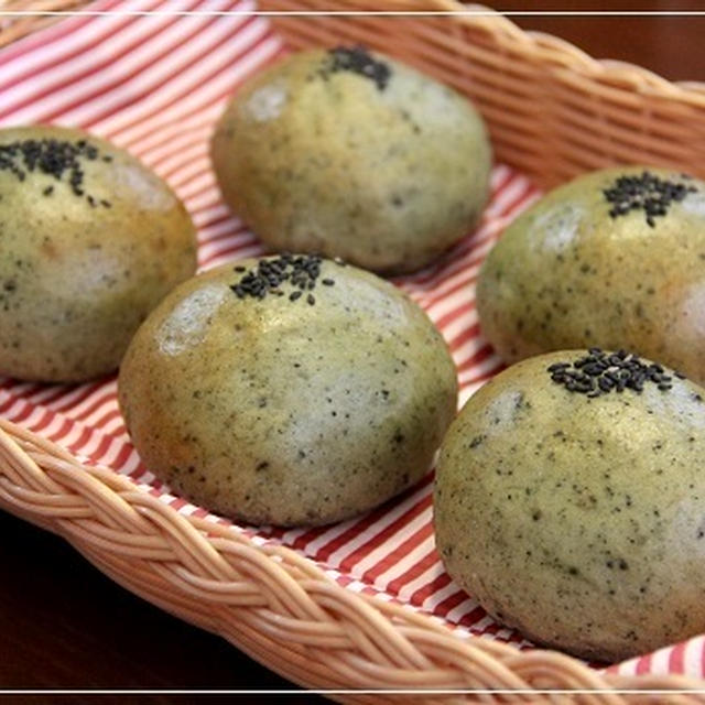 ・よもぎあんパン＆はったい粉パン　ルーを使わないカレー