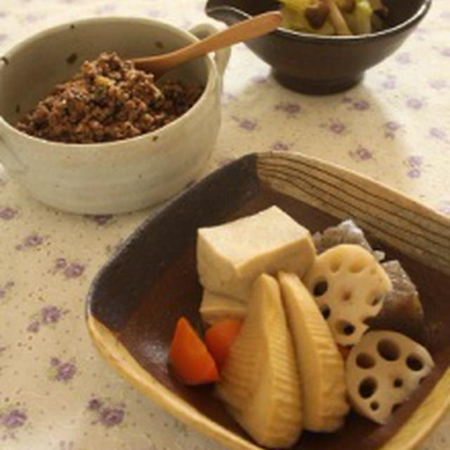 ごはんがすすむ♪梅しそねぎそぼろ＆高野豆腐と根菜の煮物