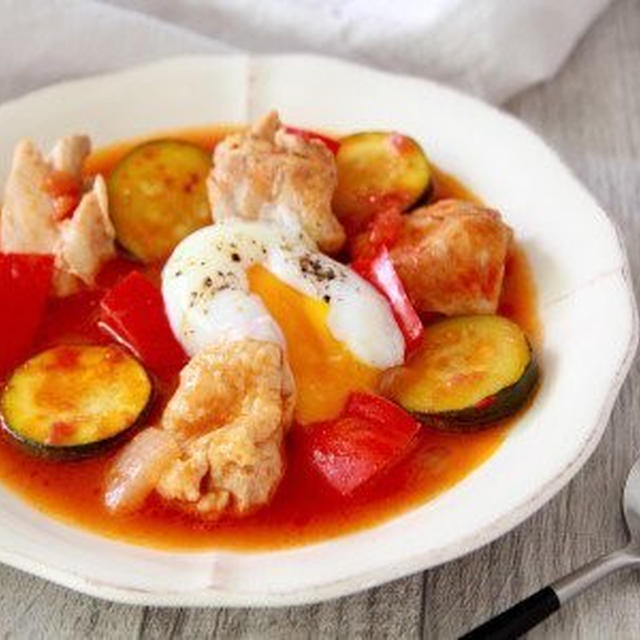  「温たまのせミネストローネ」の簡単レシピ　一皿で1日に必要な野菜の1/3量がとれる！　