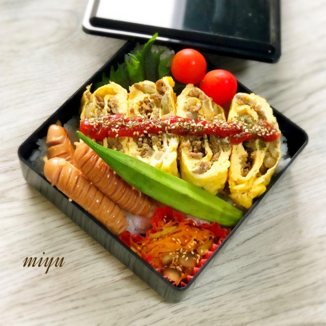 くるくるカレーオムレツのお弁当