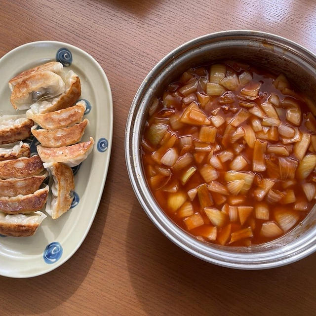酢豚タレかけ！冷凍餃子の簡単アレンジ。韓国のタンス餃子レシピ