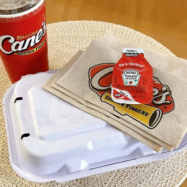 【ハワイ1日目 ③】 おひとり様な部屋ごはん。