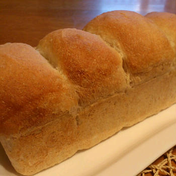 塩麹を入れたシンプルパン