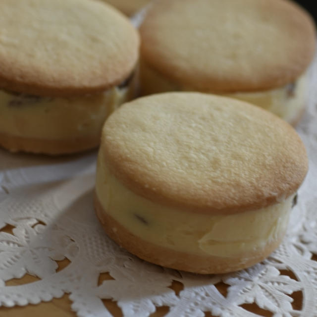 レーズンバターサンド