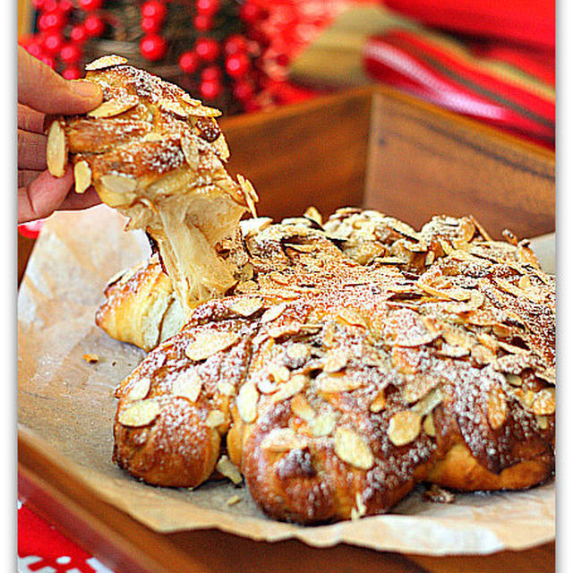 Coffee Almond Star Bread