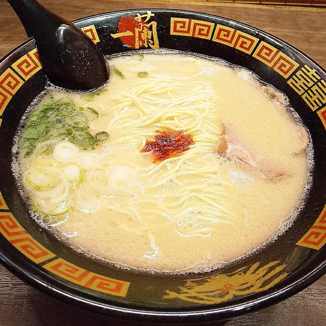 【ランチ☆一蘭で替え玉も♪】