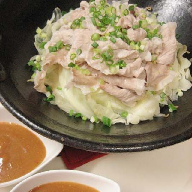 美味しい味噌ダレで　秋の豚しゃぶを☆