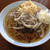 朝の麺は「黒いうどん」？