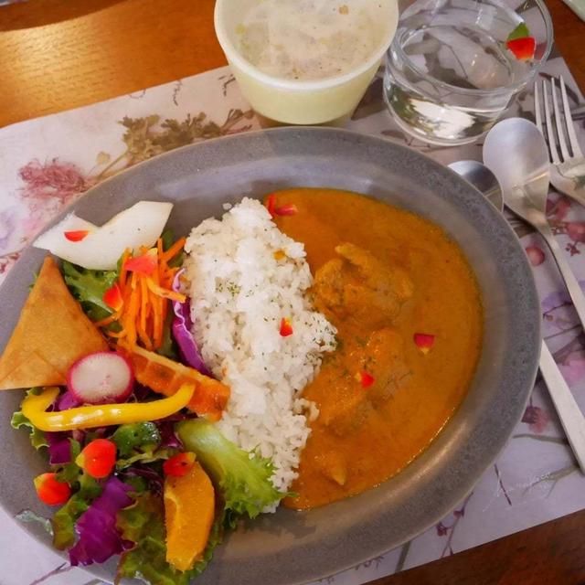 ハラペコラボのバターチキンカレーでお昼ごはん#私のごはん