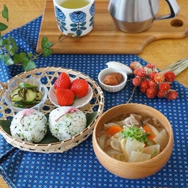 豚汁の朝ごはん