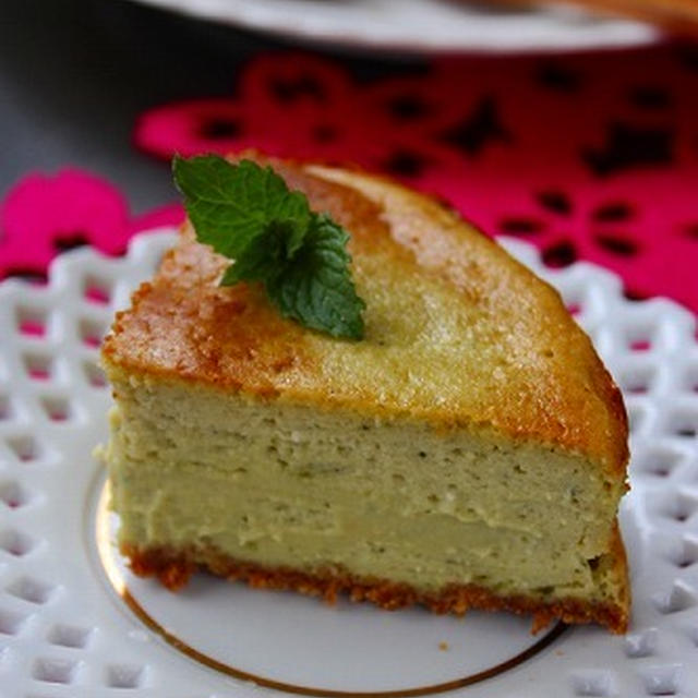 お誕生日の抹茶チーズケーキ