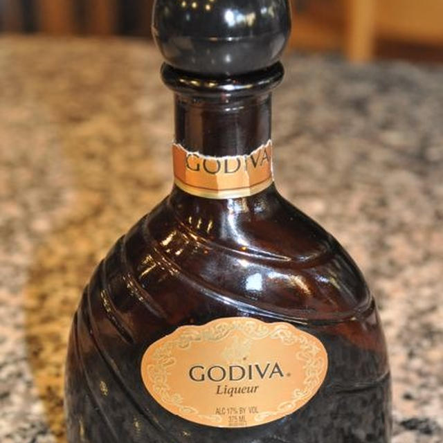 ＧＯＤＩＶＡのリキュールのチョコレートケーキで幸せを♪