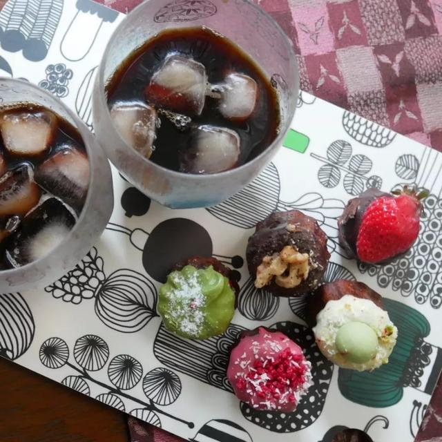 SHICTのデコレーションカヌレ、昨日のおやつ
