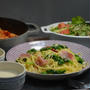 ストウブブレイザーで「トマト＆モッツアレラチーズのパスタと菜の花ぺペロン」