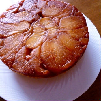 紅玉のタルトタタン風ケーキと「お久しぶりです」