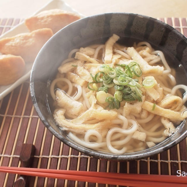 京都風きつねうどんと、東京きつねうどん｜なつかしい、京都二条界隈